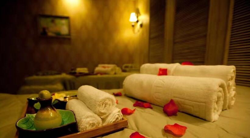 西安高端水疗spa会馆就这样带着清风月静抚慰了光阴悲喜